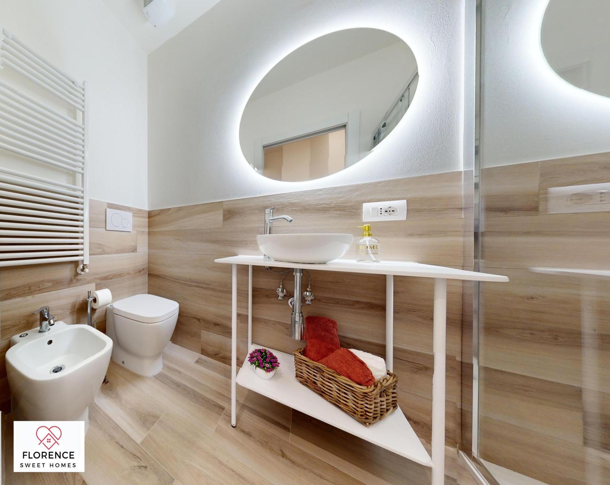 Sonia Apartment With Free Parking By Florence Sweet Homes Kültér fotó